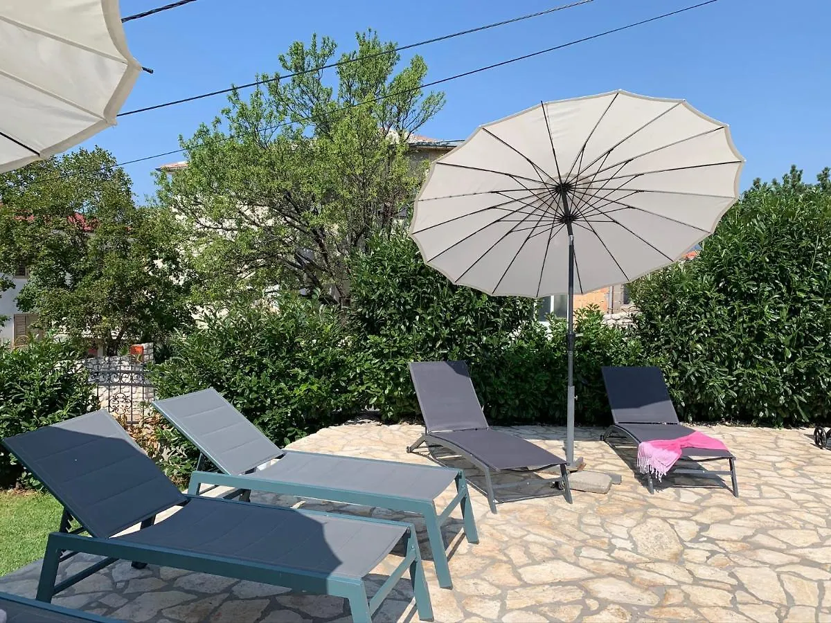 Apartments Ban Novi Vinodolski 0*,  Κροατία