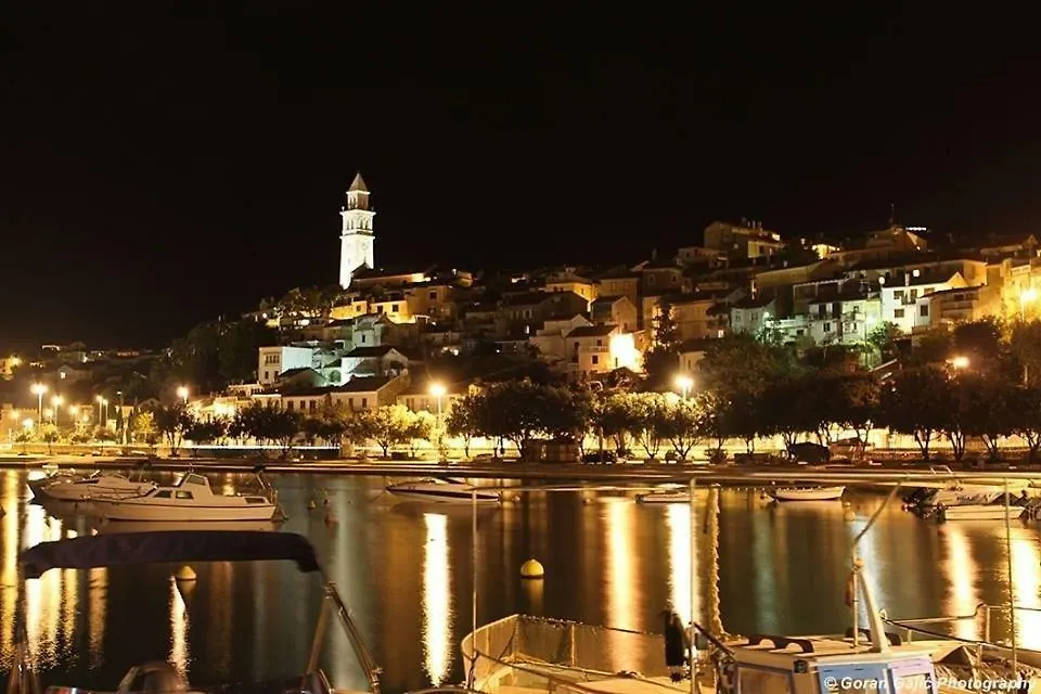 Apartments Ban Novi Vinodolski 0*,  Κροατία